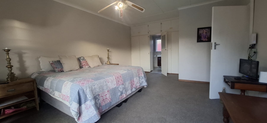 3 Bedroom Property for Sale in Gonubie Eastern Cape